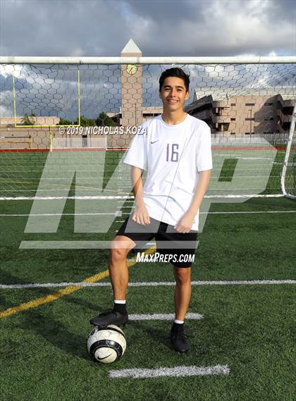 Thumbnail 1 in Lynwood Varsity Photo Shoot photogallery.