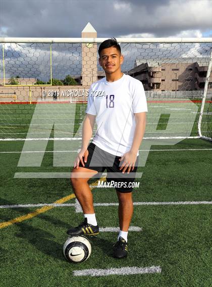 Thumbnail 3 in Lynwood Varsity Photo Shoot photogallery.