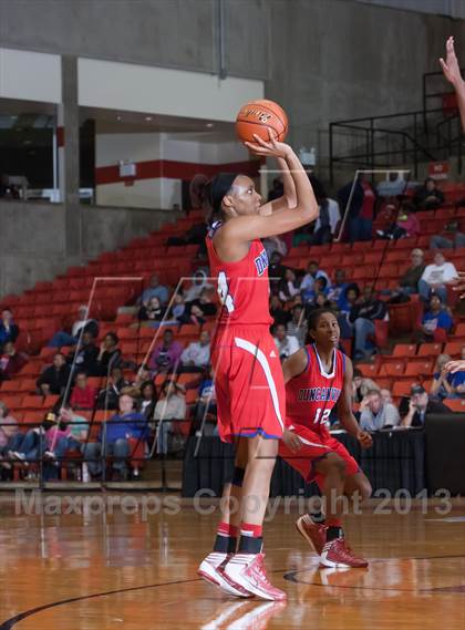 Thumbnail 3 in Bowie vs. Duncanville (UIL 5A Region 1 Semifinal Playoff) photogallery.
