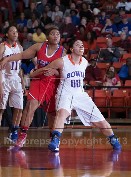 Thumbnail 1 in Bowie vs. Duncanville (UIL 5A Region 1 Semifinal Playoff) photogallery.
