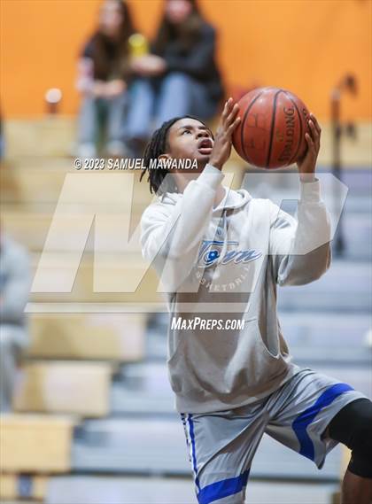 Thumbnail 1 in South Pasadena vs Jordan (So Cal Christmas Classic) photogallery.