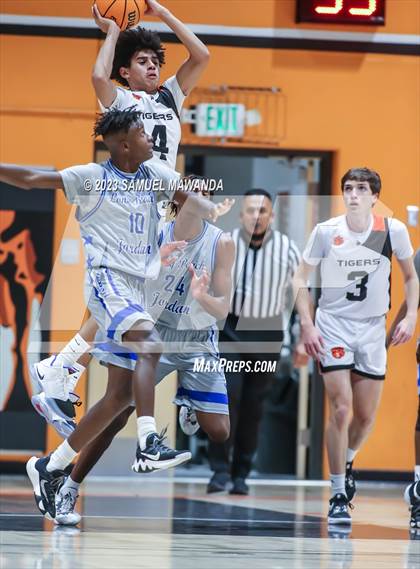 Thumbnail 3 in South Pasadena vs Jordan (So Cal Christmas Classic) photogallery.