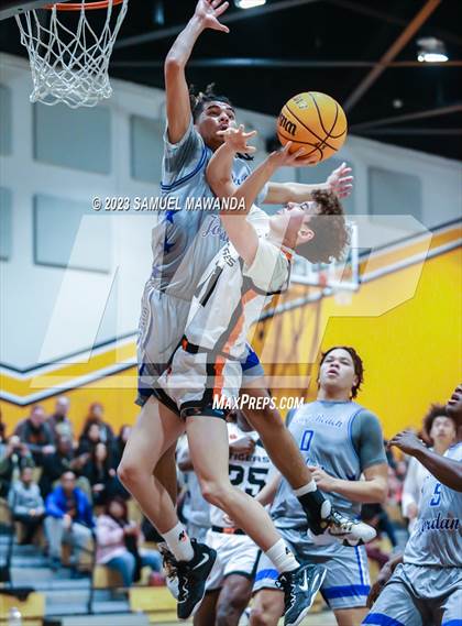 Thumbnail 1 in South Pasadena vs Jordan (So Cal Christmas Classic) photogallery.