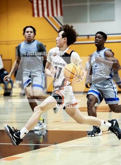 Thumbnail 1 in South Pasadena vs Jordan (So Cal Christmas Classic) photogallery.