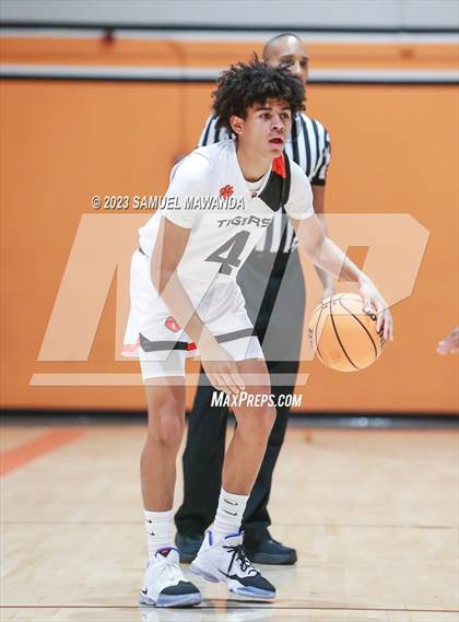 Thumbnail 3 in South Pasadena vs Jordan (So Cal Christmas Classic) photogallery.