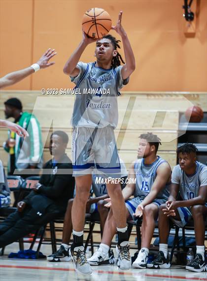Thumbnail 1 in South Pasadena vs Jordan (So Cal Christmas Classic) photogallery.