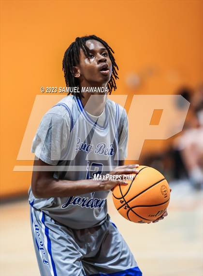 Thumbnail 3 in South Pasadena vs Jordan (So Cal Christmas Classic) photogallery.