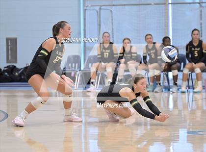 Thumbnail 2 in Nation Ford vs River Bluff (Dorman Tournament of Champions) photogallery.