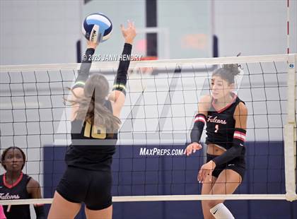 Thumbnail 2 in Nation Ford vs River Bluff (Dorman Tournament of Champions) photogallery.