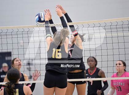 Thumbnail 3 in Nation Ford vs River Bluff (Dorman Tournament of Champions) photogallery.
