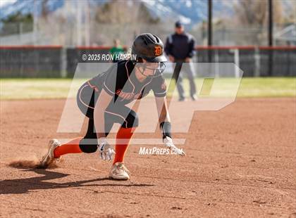 Thumbnail 1 in Damonte Ranch @ Douglas photogallery.