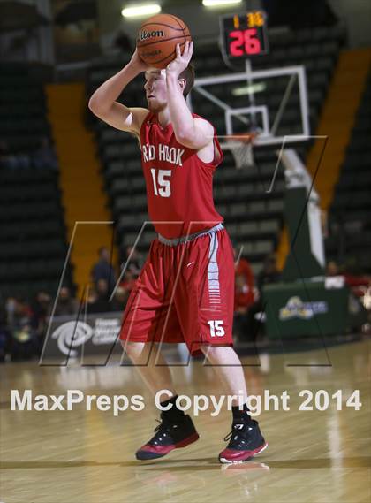 Thumbnail 3 in Red Hook vs. Rochester East (NYSPHSAA Class A Semifinal) photogallery.
