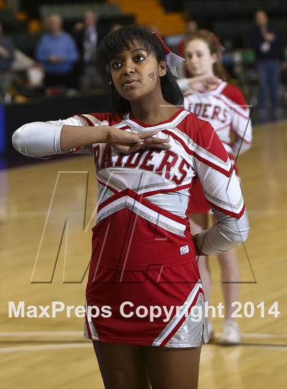 Thumbnail 3 in Red Hook vs. Rochester East (NYSPHSAA Class A Semifinal) photogallery.