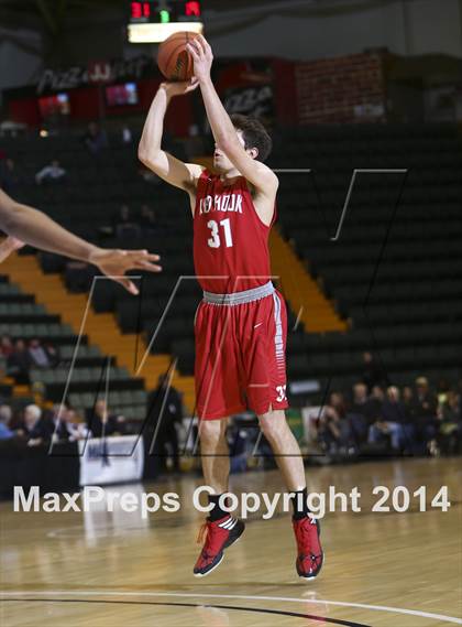 Thumbnail 1 in Red Hook vs. Rochester East (NYSPHSAA Class A Semifinal) photogallery.