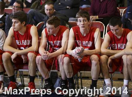 Thumbnail 3 in Red Hook vs. Rochester East (NYSPHSAA Class A Semifinal) photogallery.