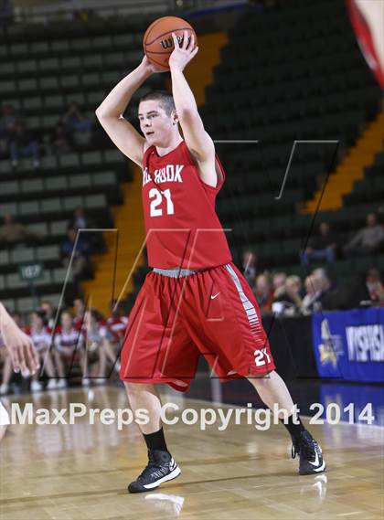 Thumbnail 3 in Red Hook vs. Rochester East (NYSPHSAA Class A Semifinal) photogallery.