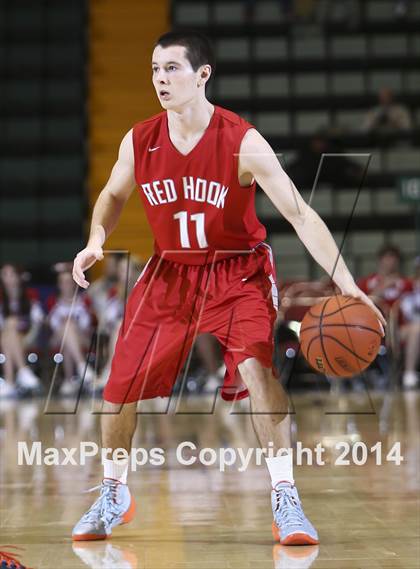Thumbnail 3 in Red Hook vs. Rochester East (NYSPHSAA Class A Semifinal) photogallery.
