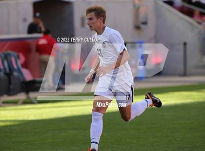 Thumbnail 2 in Davis vs. Herriman (UHSAA 6A Final) photogallery.