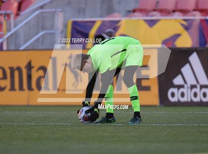 Thumbnail 2 in Davis vs. Herriman (UHSAA 6A Final) photogallery.