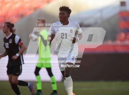 Thumbnail 1 in Davis vs. Herriman (UHSAA 6A Final) photogallery.