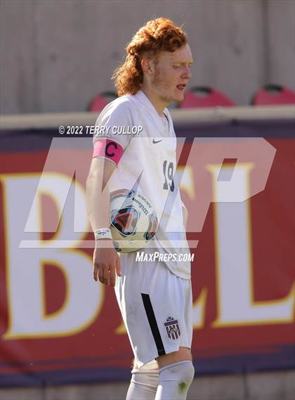 Thumbnail 3 in Davis vs. Herriman (UHSAA 6A Final) photogallery.