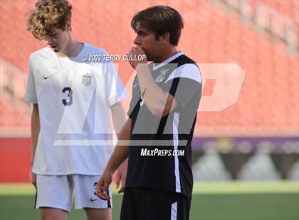 Thumbnail 2 in Davis vs. Herriman (UHSAA 6A Final) photogallery.