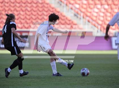Thumbnail 3 in Davis vs. Herriman (UHSAA 6A Final) photogallery.