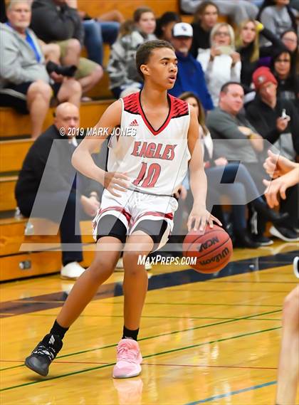 Thumbnail 2 in Ironwood vs. Cactus Shadows (Sunnyslope Hoopsgiving Tournament) photogallery.