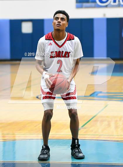 Thumbnail 3 in Ironwood vs. Cactus Shadows (Sunnyslope Hoopsgiving Tournament) photogallery.