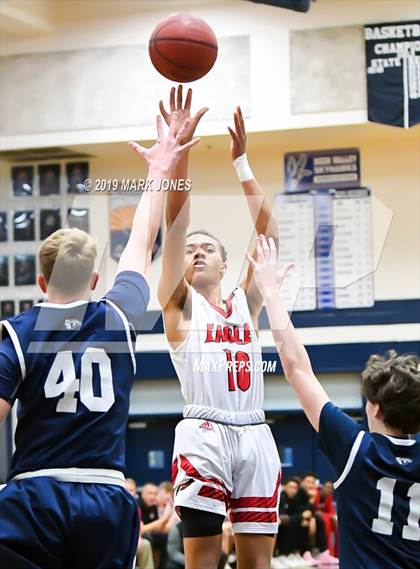 Thumbnail 1 in Ironwood vs. Cactus Shadows (Sunnyslope Hoopsgiving Tournament) photogallery.