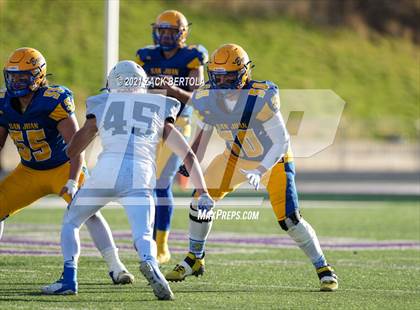 Thumbnail 1 in San Juan vs. Beaver (UHSAA 2A Final) photogallery.