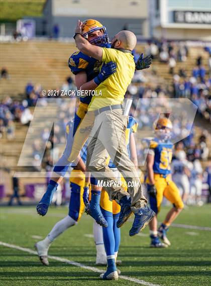 Thumbnail 3 in San Juan vs. Beaver (UHSAA 2A Final) photogallery.