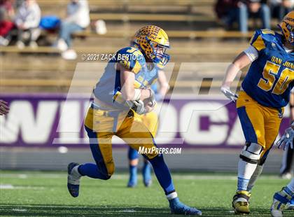 Thumbnail 1 in San Juan vs. Beaver (UHSAA 2A Final) photogallery.
