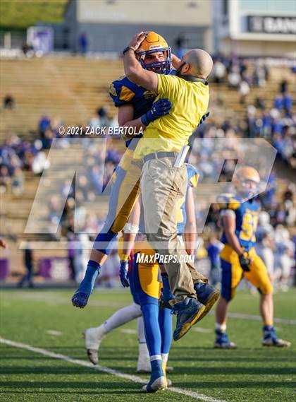Thumbnail 1 in San Juan vs. Beaver (UHSAA 2A Final) photogallery.