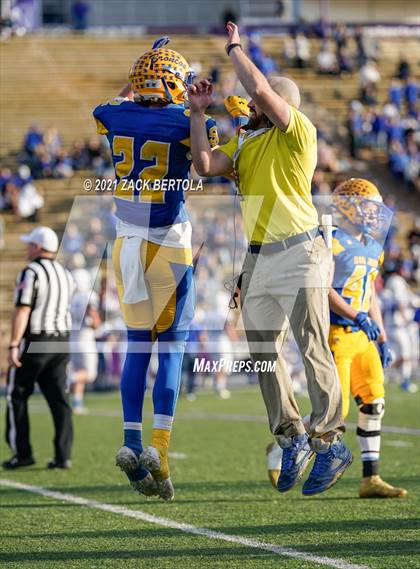 Thumbnail 2 in San Juan vs. Beaver (UHSAA 2A Final) photogallery.