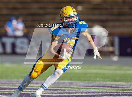 Thumbnail 1 in San Juan vs. Beaver (UHSAA 2A Final) photogallery.