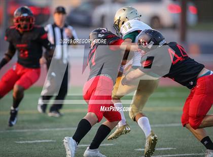 Thumbnail 2 in Village Christian vs. St. Monica photogallery.