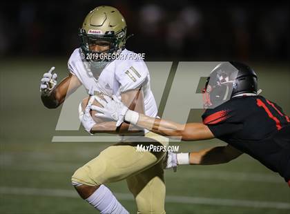 Thumbnail 3 in Village Christian vs. St. Monica photogallery.