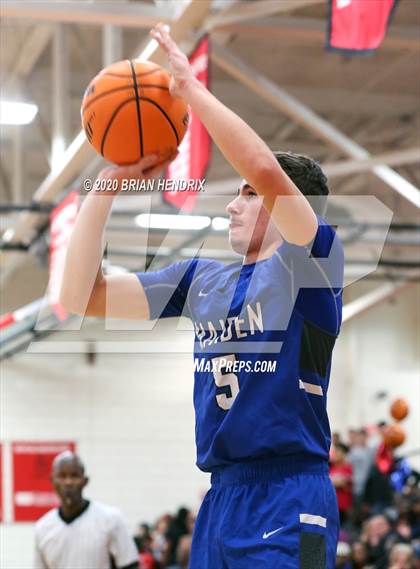 Thumbnail 1 in Maiden @ Newton-Conover photogallery.