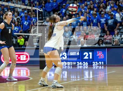 Thumbnail 2 in Bellville vs. Decatur (UIL 4A Volleyball Division I Final) photogallery.