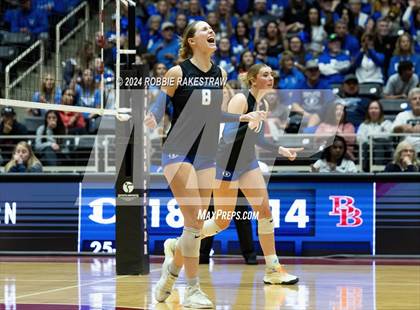 Thumbnail 2 in Bellville vs. Decatur (UIL 4A Volleyball Division I Final) photogallery.