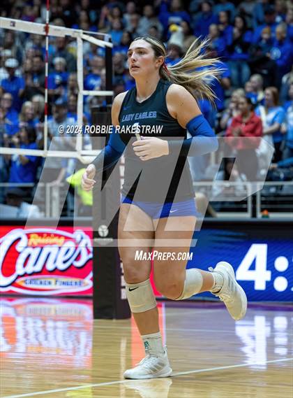 Thumbnail 2 in Bellville vs. Decatur (UIL 4A Volleyball Division I Final) photogallery.