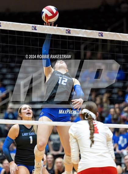 Thumbnail 3 in Bellville vs. Decatur (UIL 4A Volleyball Division I Final) photogallery.