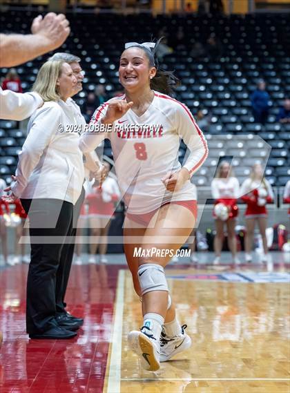 Thumbnail 3 in Bellville vs. Decatur (UIL 4A Volleyball Division I Final) photogallery.