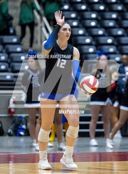 Thumbnail 3 in Bellville vs. Decatur (UIL 4A Volleyball Division I Final) photogallery.