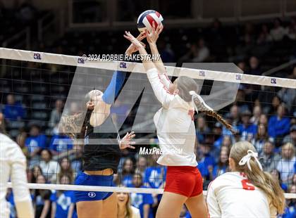 Thumbnail 1 in Bellville vs. Decatur (UIL 4A Volleyball Division I Final) photogallery.