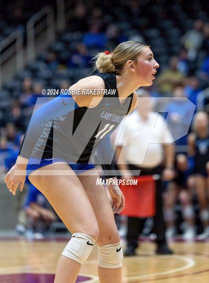 Thumbnail 2 in Bellville vs. Decatur (UIL 4A Volleyball Division I Final) photogallery.