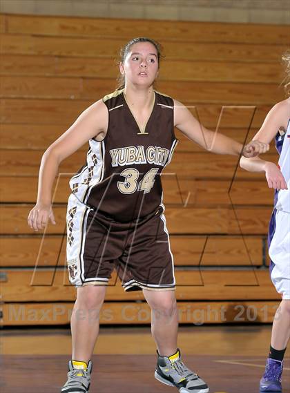 Thumbnail 1 in Yuba City vs. Oroville (Chavez Christmas Classic) photogallery.