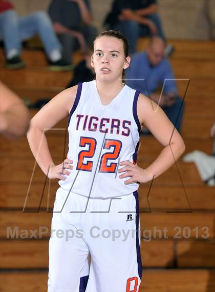Thumbnail 1 in Yuba City vs. Oroville (Chavez Christmas Classic) photogallery.