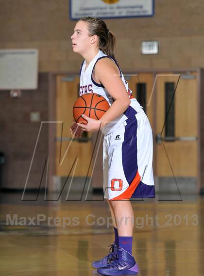 Thumbnail 3 in Yuba City vs. Oroville (Chavez Christmas Classic) photogallery.